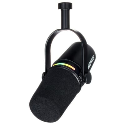 Shure MV7 Plus