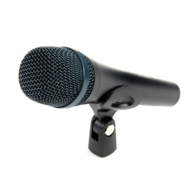 Sennheiser E 935