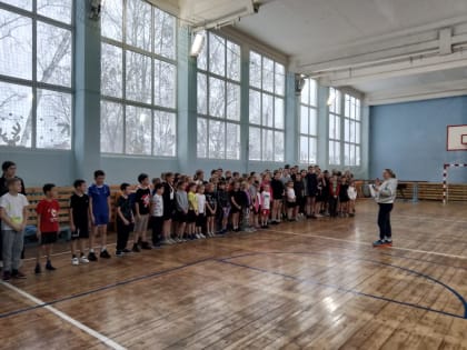 На базе школы №3 прошли соревнования по спринтерскому бегу