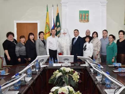 В Пензе наградили победителей голосования за лучшее новогоднее оформление