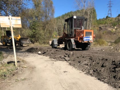 В Лесничестве улучшают инфраструктуру и освещение в школе