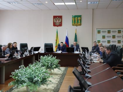 В городской Думе состоялось заседание комиссии по местному самоуправлению