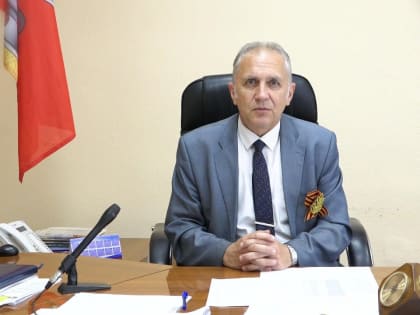 Поздравление главы города Кузнецка Сергея Златогорского с Международным женским днем