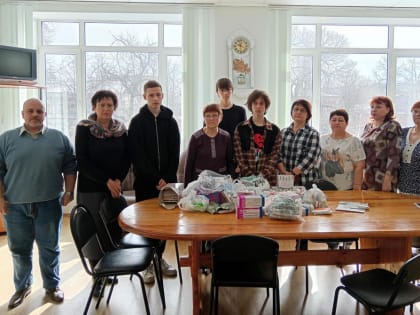 Коллектив колледжа электронных технологий передал медикаменты для бойцов спецоперации