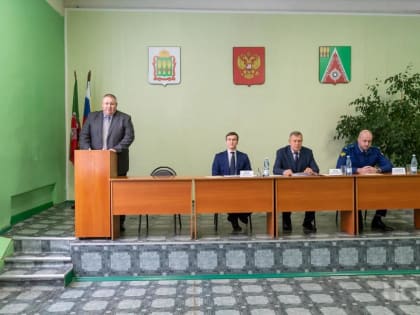 Конкурс на должность главы Камешкирского района