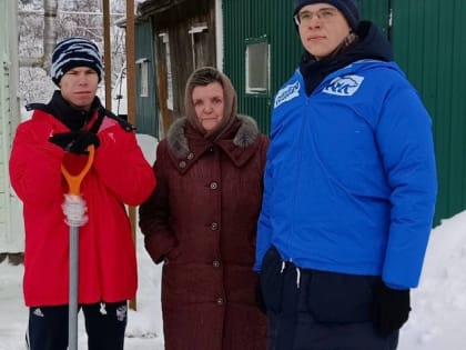 Пензенские активисты «Молодой Гвардии» и «Волонтерской Роты» оказали адресную помощь семьям участников СВО