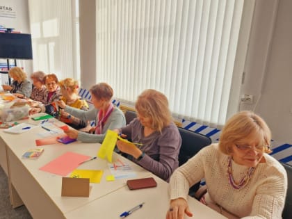 В Международный женский день активисты партпроекта «Старшее поколение» провели мастер-класс