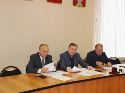 Состоялось заседание постоянных комиссий