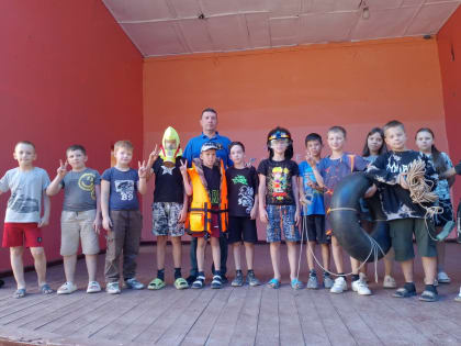 Воспитанникам лагеря 