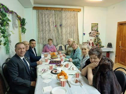 Денис Желиховский встретился с активистами своего избирательного округа