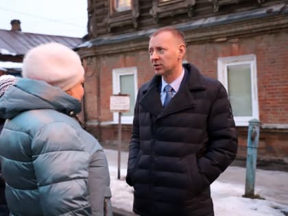 Денис Соболев обсудил с жителями  улицы Ключевского вопрос  организации дорожного движения