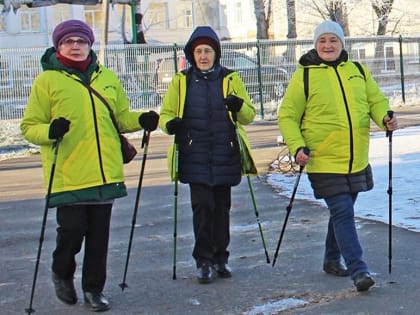 Пензенские врачи рассказали о пользе скандинавской ходьбы