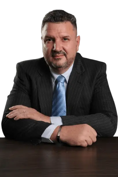 Foto de autoridade do especialista Márcio Morais