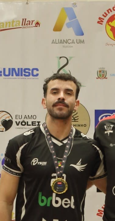 Cesar Henrique Wronski