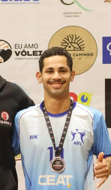 Francisco Adriano Lima da Silva