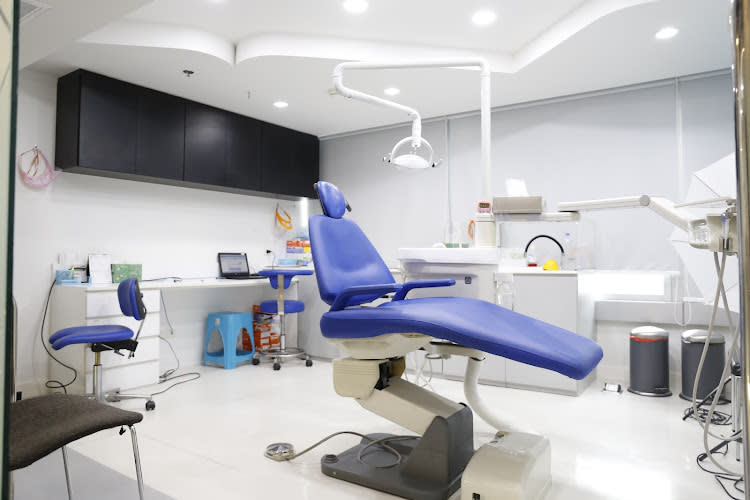 Bangkok Smile Dental Clinic - Nana Branch