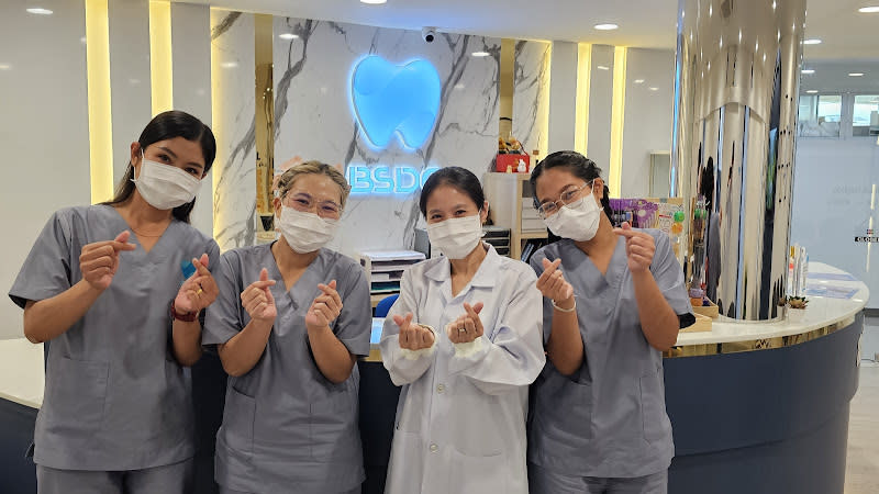 Brighter Smile Dental Clinic (BSDC วงเวียนใหญ่)