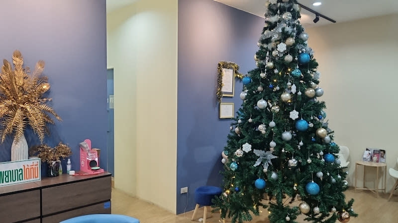 Dentaverse Dental Clinic ทำฟัน จัดฟันหลักสี่