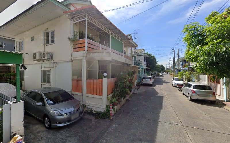 Pinnacle Visa and Education