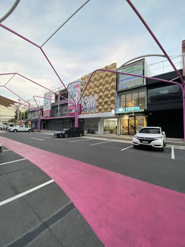 คลินิกทันตกรรมยูทูธ Youtooth Dental Clinic