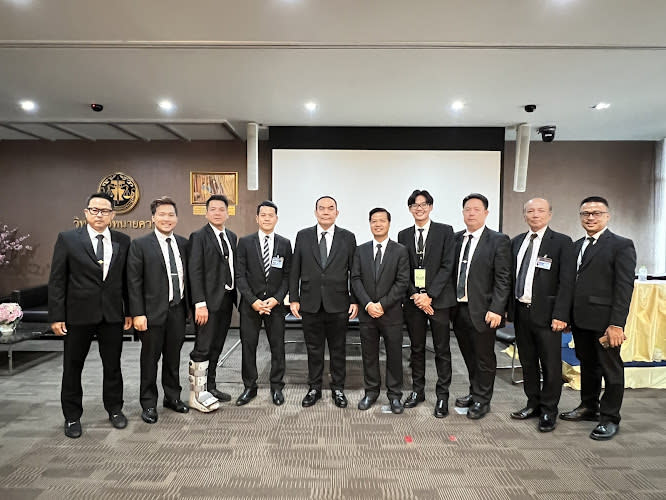 Montri Somsai Attorney (Thanaija) & Associates Office