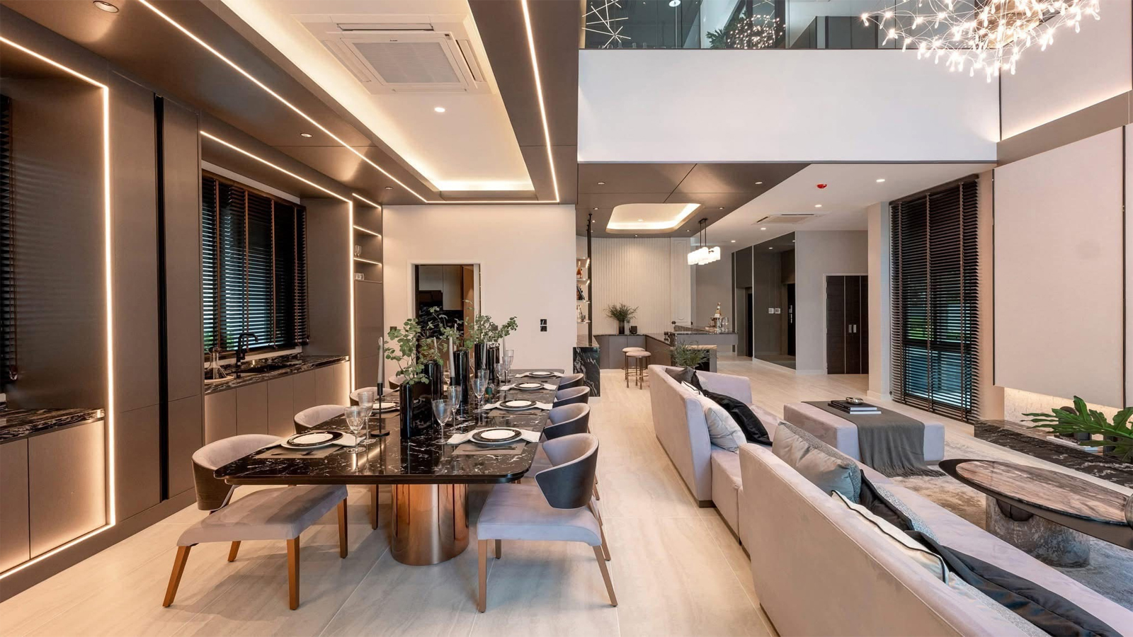 Luxury Residence Service Image 3