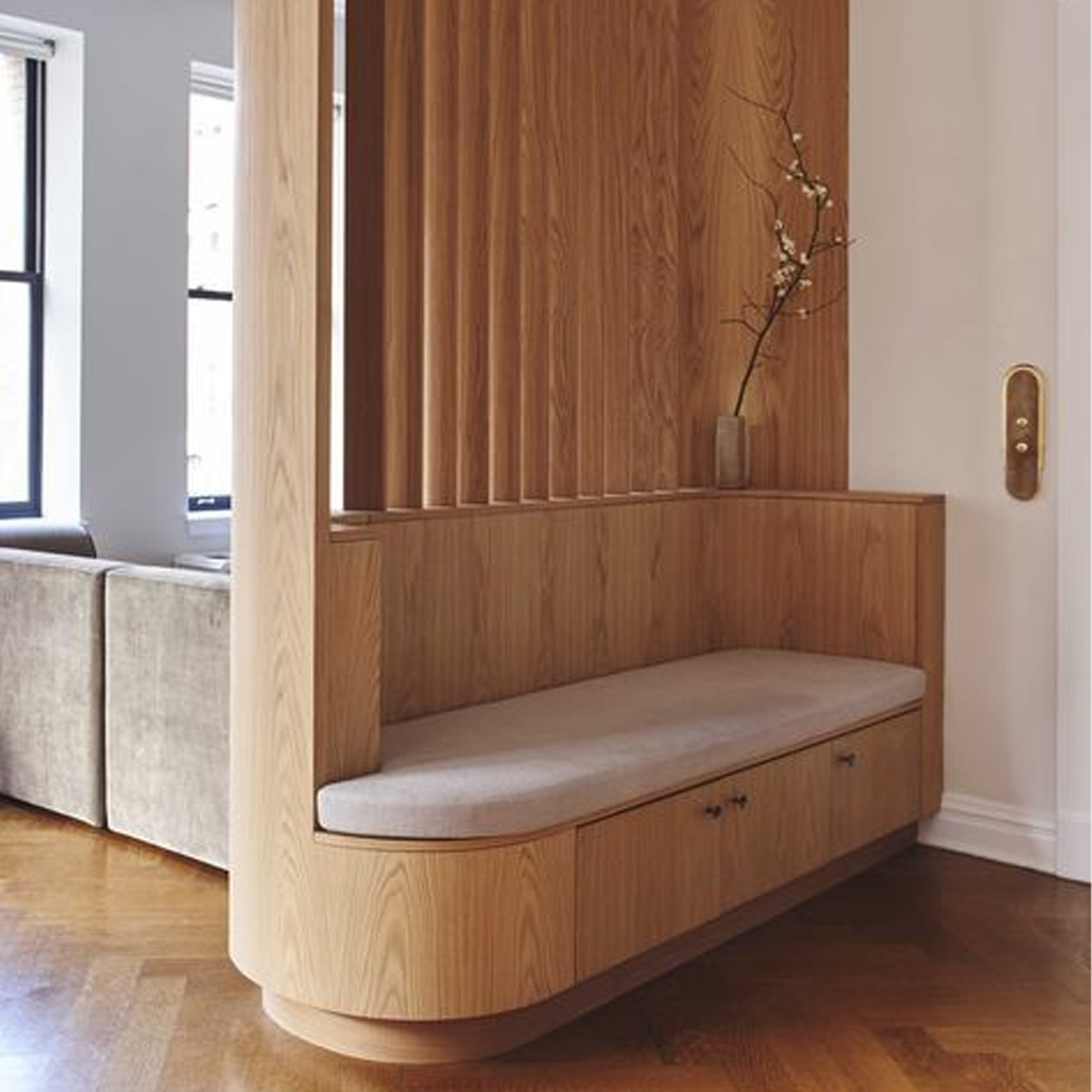 Window Sitting Service Image 2