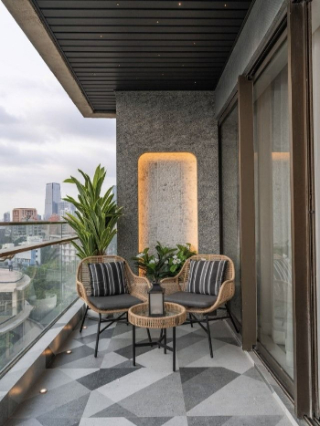 Balcony Decoration Service Image 17