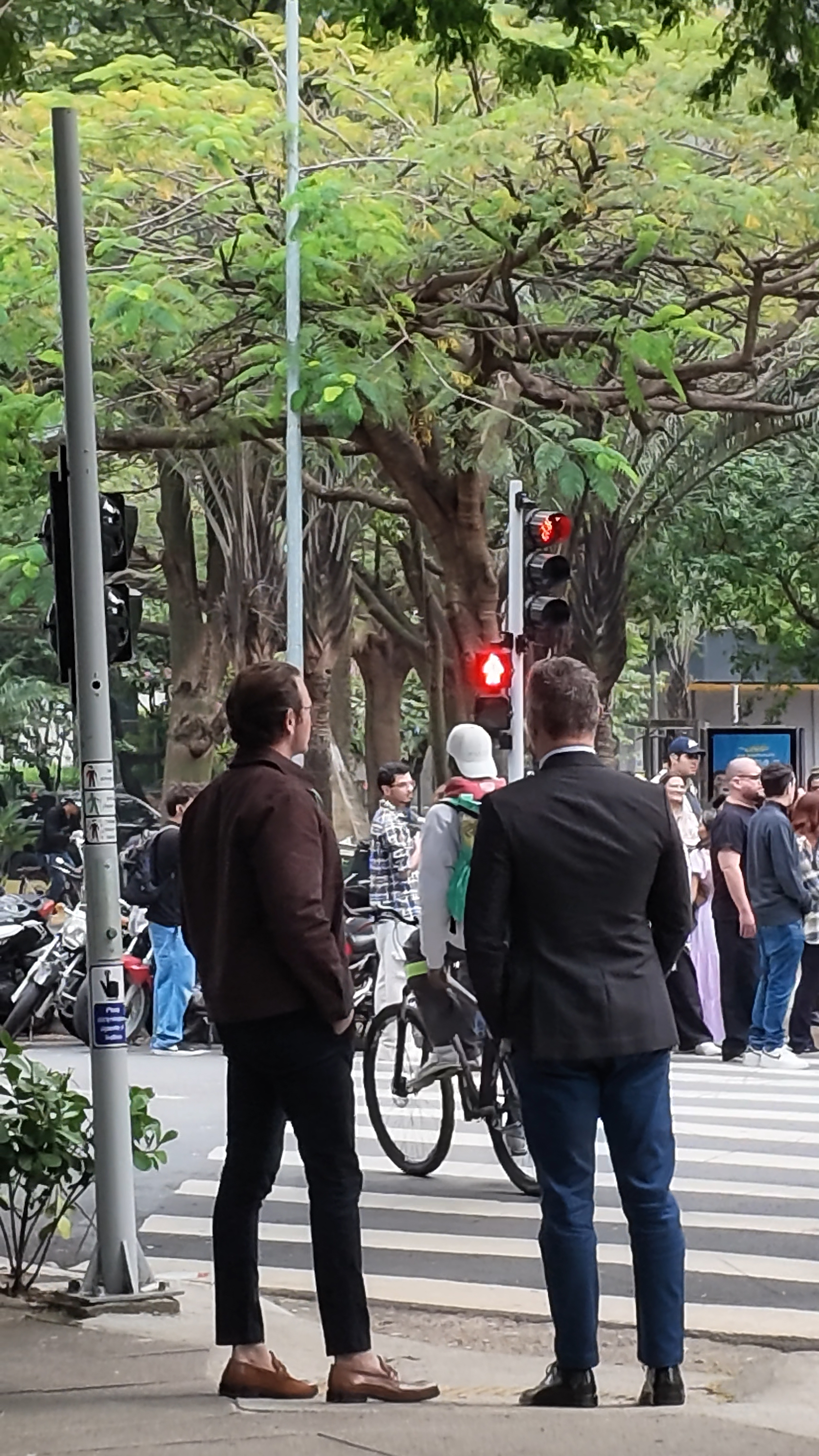 Seu RH consegue escalar rápido sem aumentar custos? A resposta depende do modelo, não do processo seletivo.