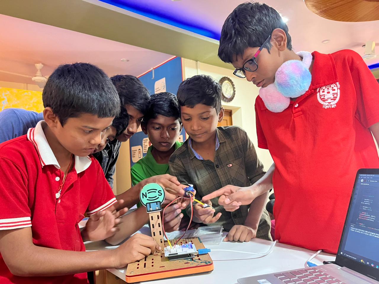 Robotics Lab & AI Robot Kit for Students | ScienceUtsav