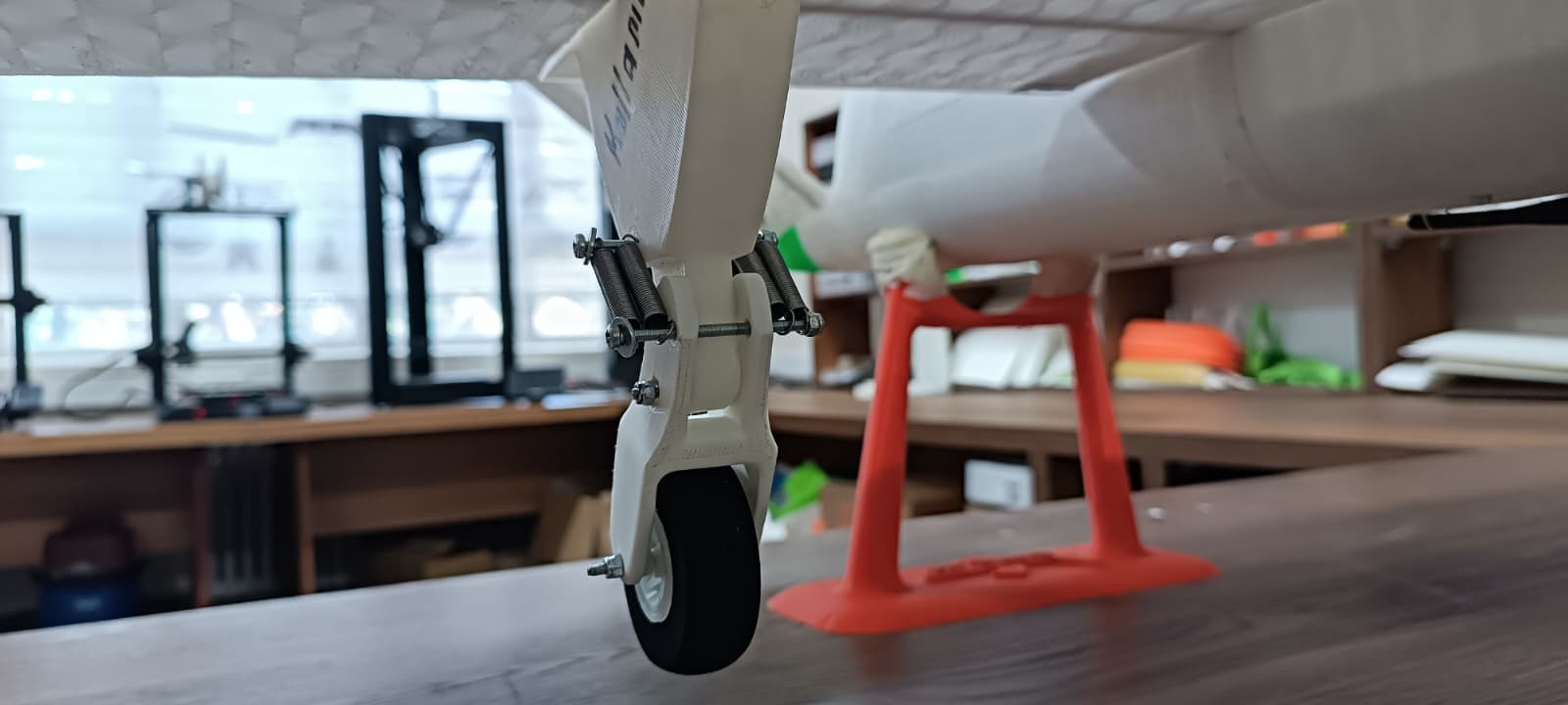 Mechanical Part 4: Landing Gear Kinematics & Dual-Spring Suspension (STOL)