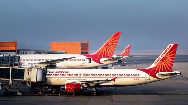 79% Passengers Raise Alarm Over Air India Flight Quality, Survey Reveals Major Drop in Trust