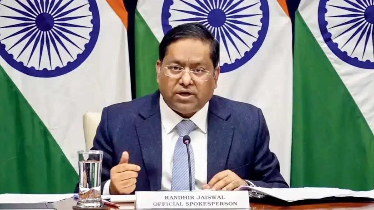 India advises citizens to stay indoors amid violent protests in Iran