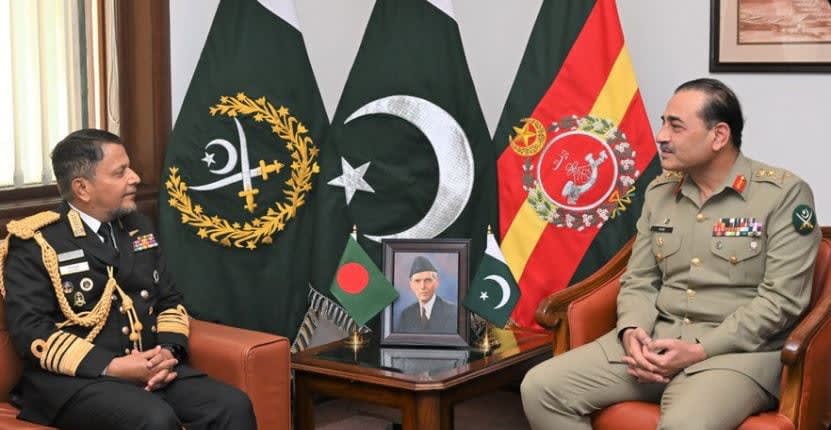 Bangladesh-Pakistan Military Ties Deepen: Navy Chief Meets ISI, Sparks Concern for India!