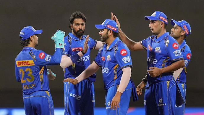 Mumbai Indians Crush KKR! First the Bowlers, Then the Batters Seal First IPL 2025 Win