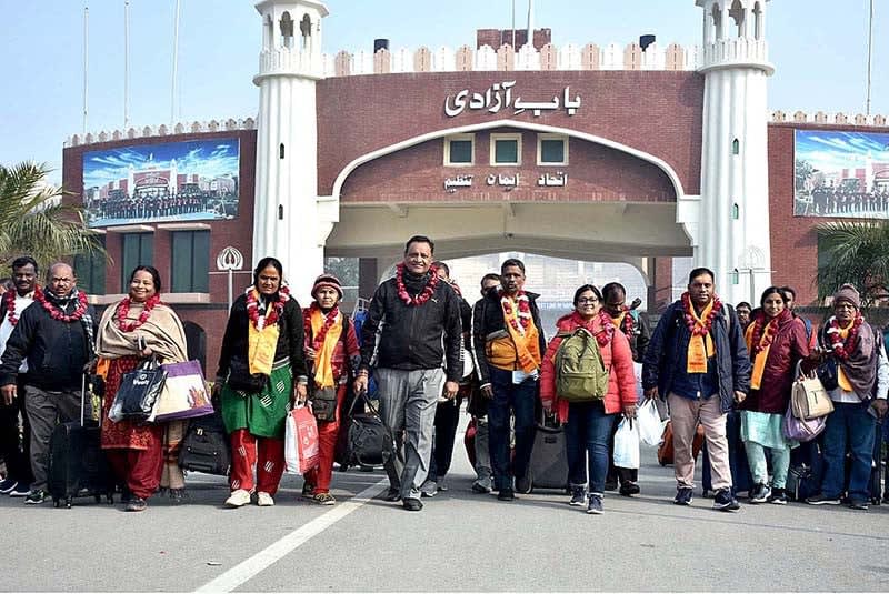 Attari Border: 537 Pakistanis Return After India's Ultimatum, Jail Threat for Those Who Stay