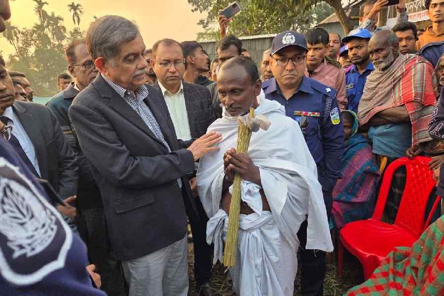 Bangladesh condemns lynching of Dipu Chandra Das, announces aid for family