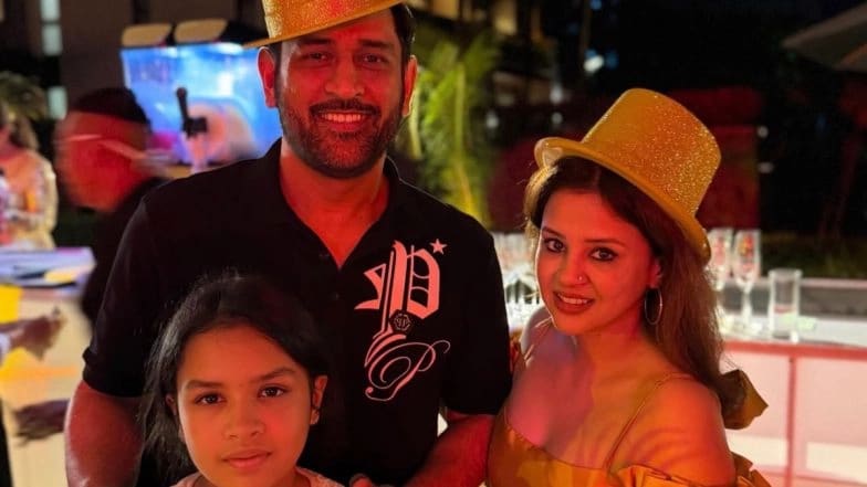 MS Dhoni celebrates New Year in Thailand with daughter Ziva
