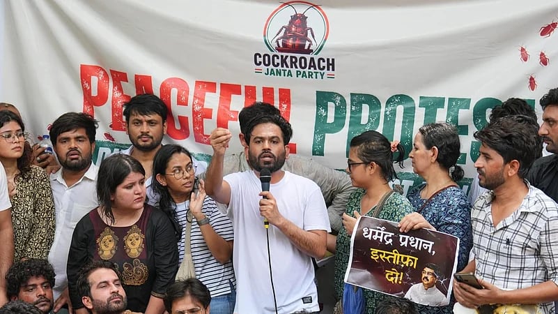 Paper Leaks and Unemployment Spark Youth Anger at CJP Protest in Delhi