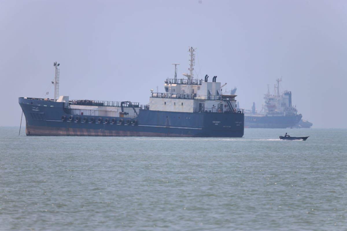 US Strikes Iranian Sites After Drone Attack on Ship; Tehran Warns Washington