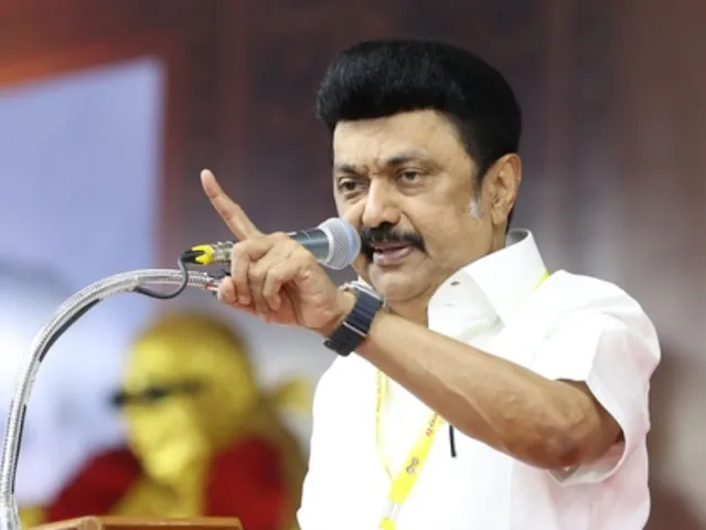 MK Stalin Distributes Welfare Aid Ahead of Eid-ul-Fitr, Reaffirms Support for Muslims