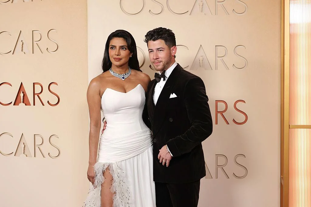 Nick Jonas spotted wearing Kalava at Oscars, video sparks discussion