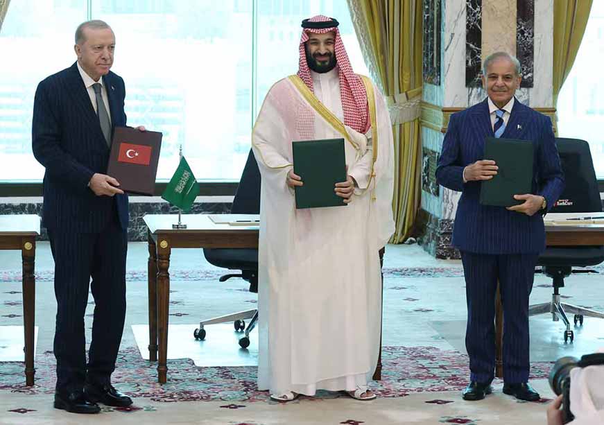Makkah Defence Alliance: Pakistan May Contribute 100,000 Troops to Proposed 300,000-Strong Force