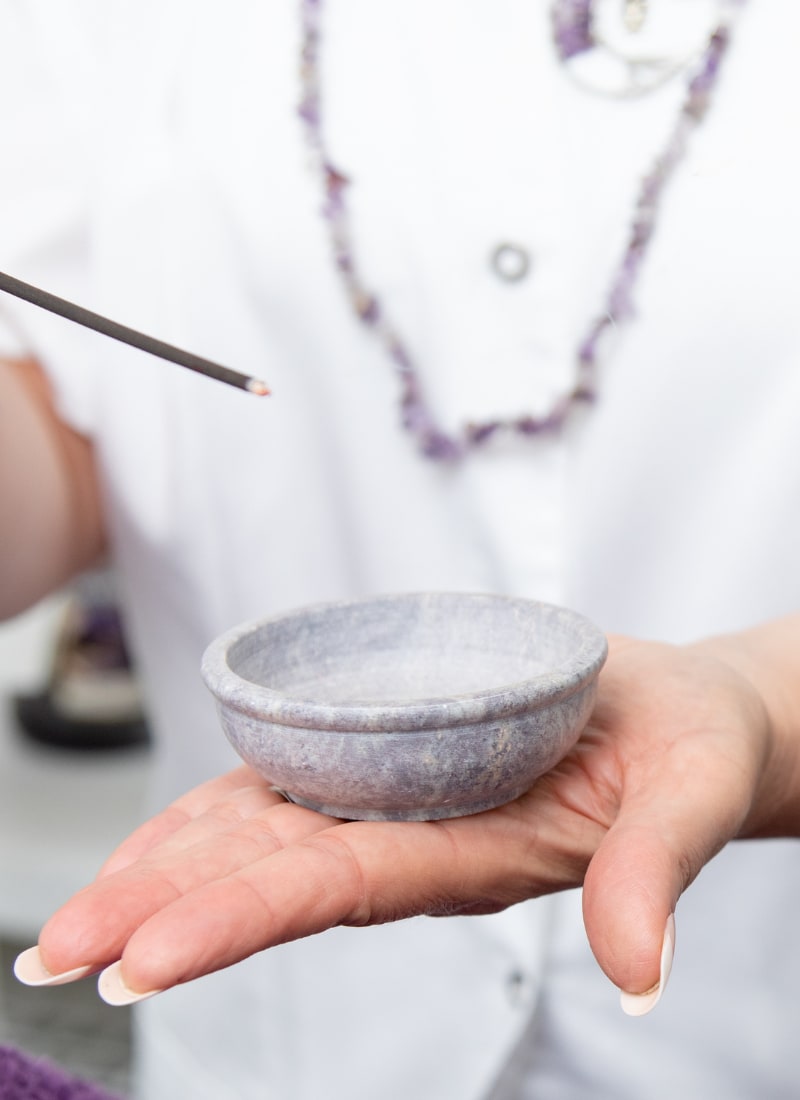 Gentle somatic and energetic healing during The One-Day Private Reset at Wings & Me