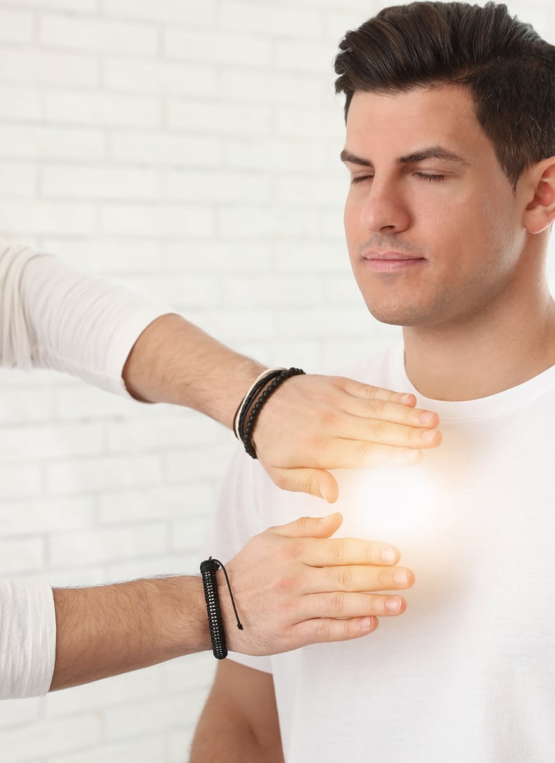 Integrative energy healing approach at Wings & Me