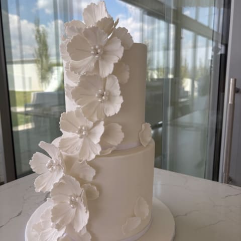 Cakes by Kadies