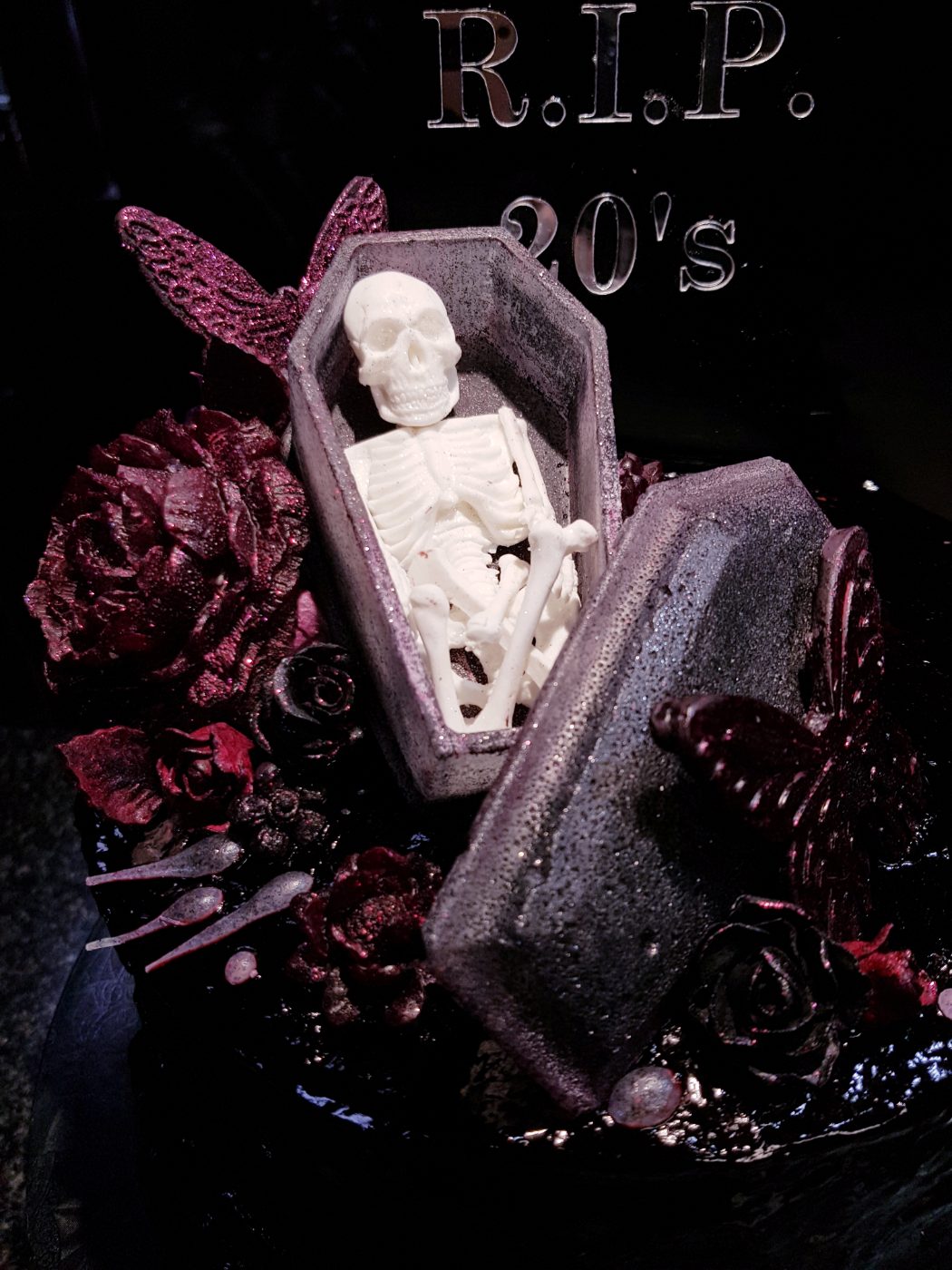Isomalt Toppers & Figurines by a baker in Centurion