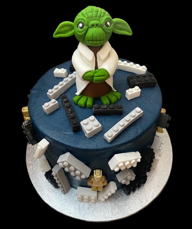 Cakes by a baker in Benoni
