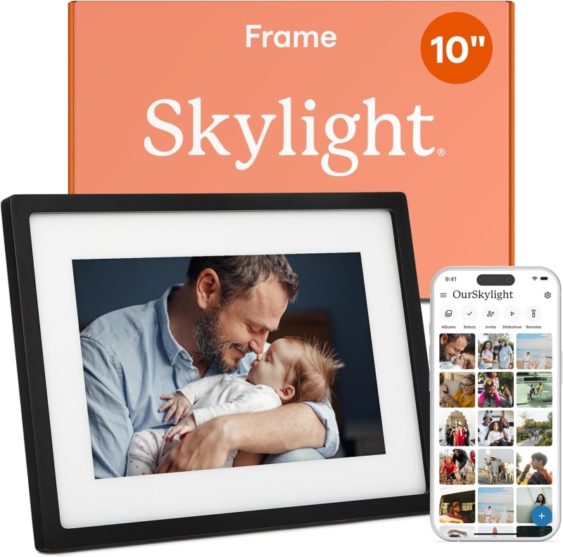 Skylight 10-Inch WiFi Digital Picture Frame