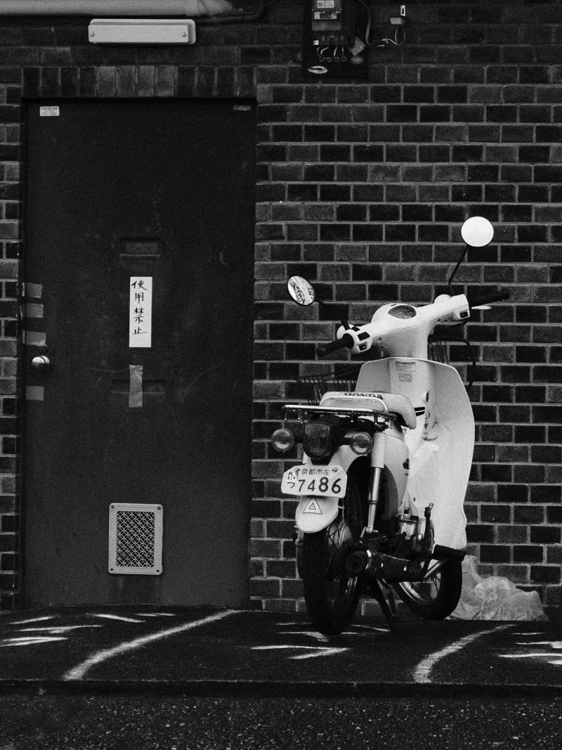 Black and white Asia travel photography — 8